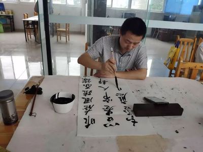 翰墨飄香鄰里情 木蘭場社區(qū)書法自組織交流活動(dòng)側(cè)記